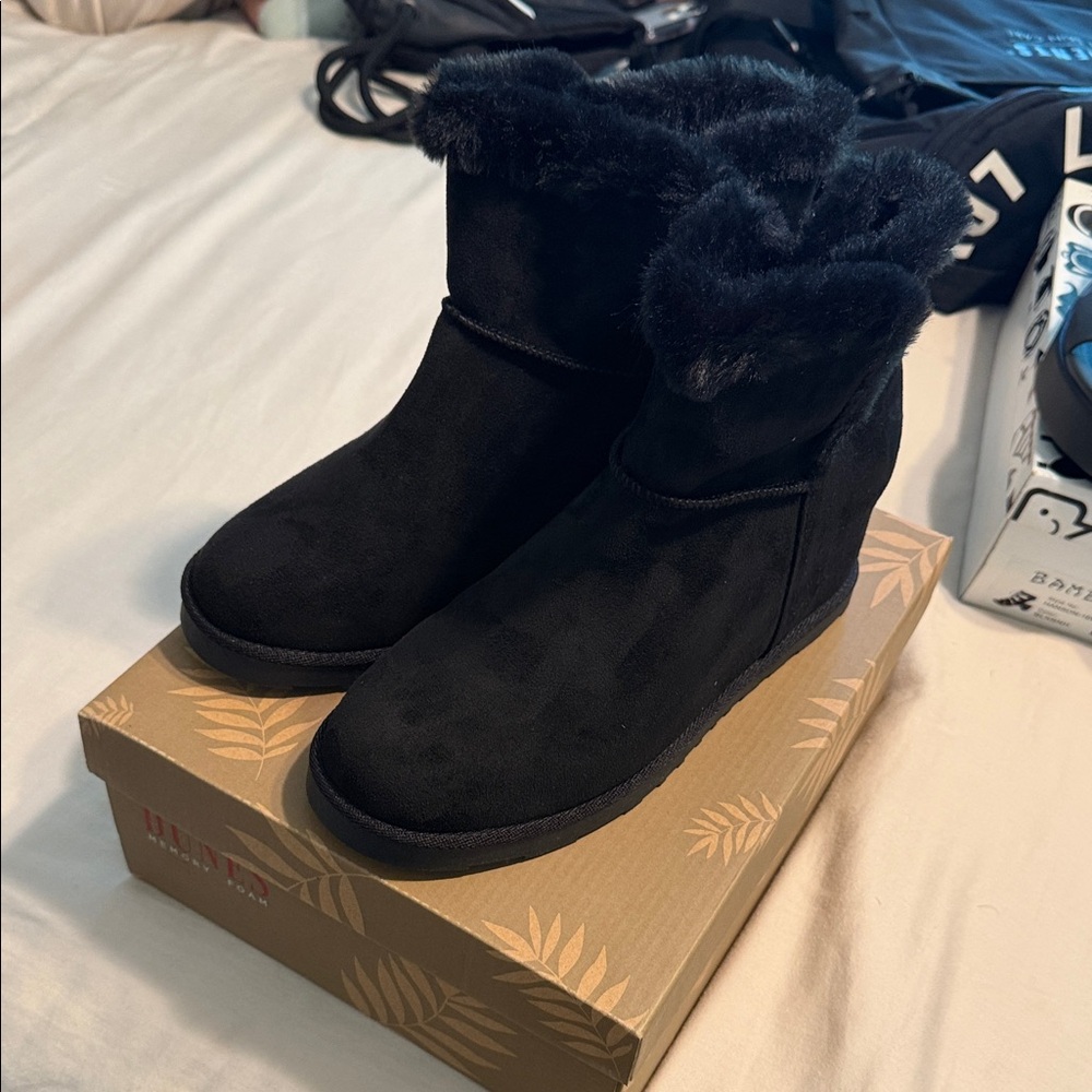 Women's Black Faux Fur Winter Ankle Boots